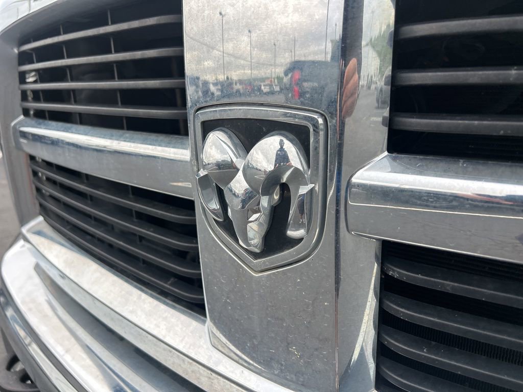 Used 2011 RAM 2500 SLT w/ Protection Group AWD/4WD image 10