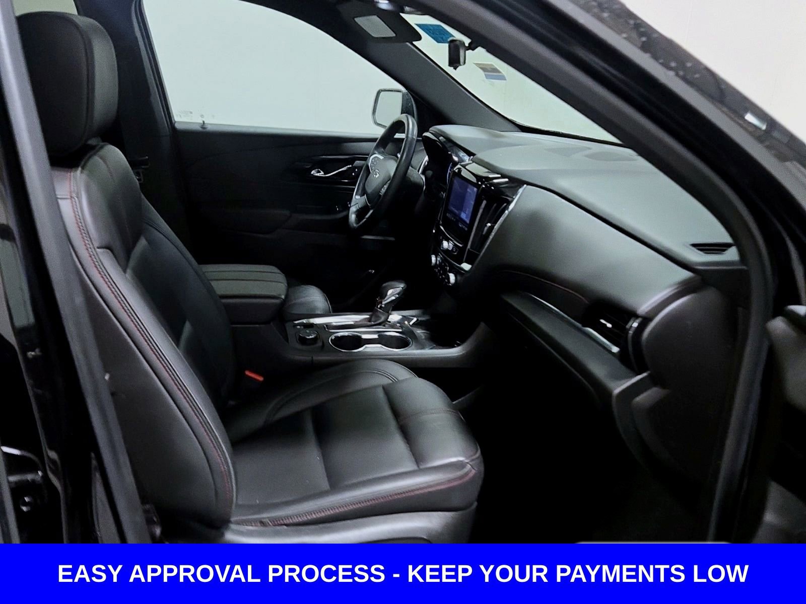 Used 2023 Chevrolet Traverse RS image 19