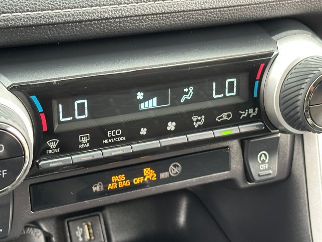 Certified 2025 Toyota RAV4 XLE AWD/4WD image 17