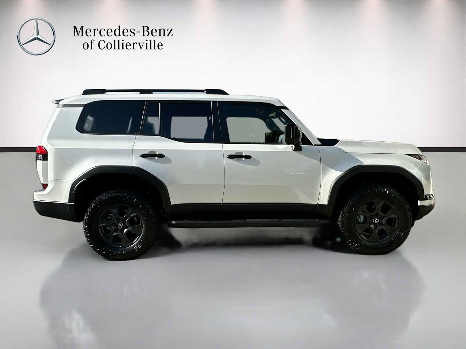 Used 2026 Lexus GX 550 AWD/4WD image 4