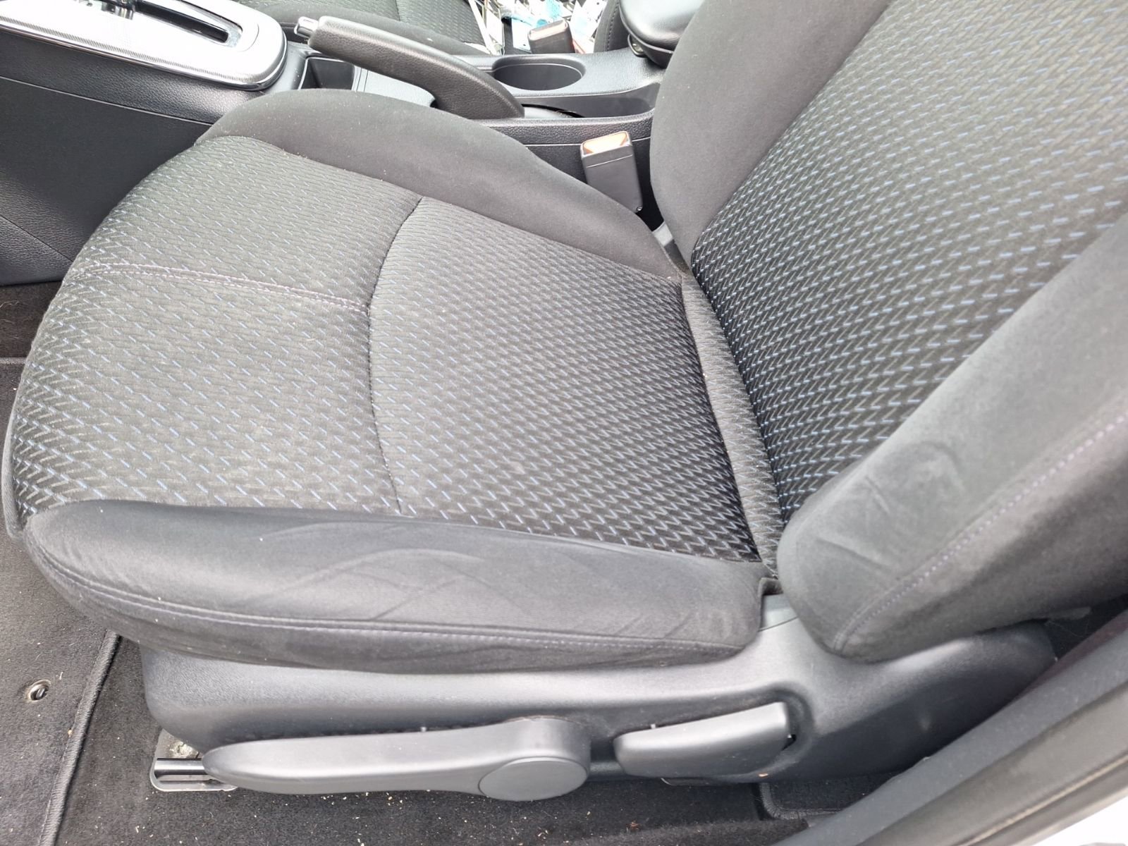 Used 2014 Nissan Sentra SR w/ SR Driver Package image 17