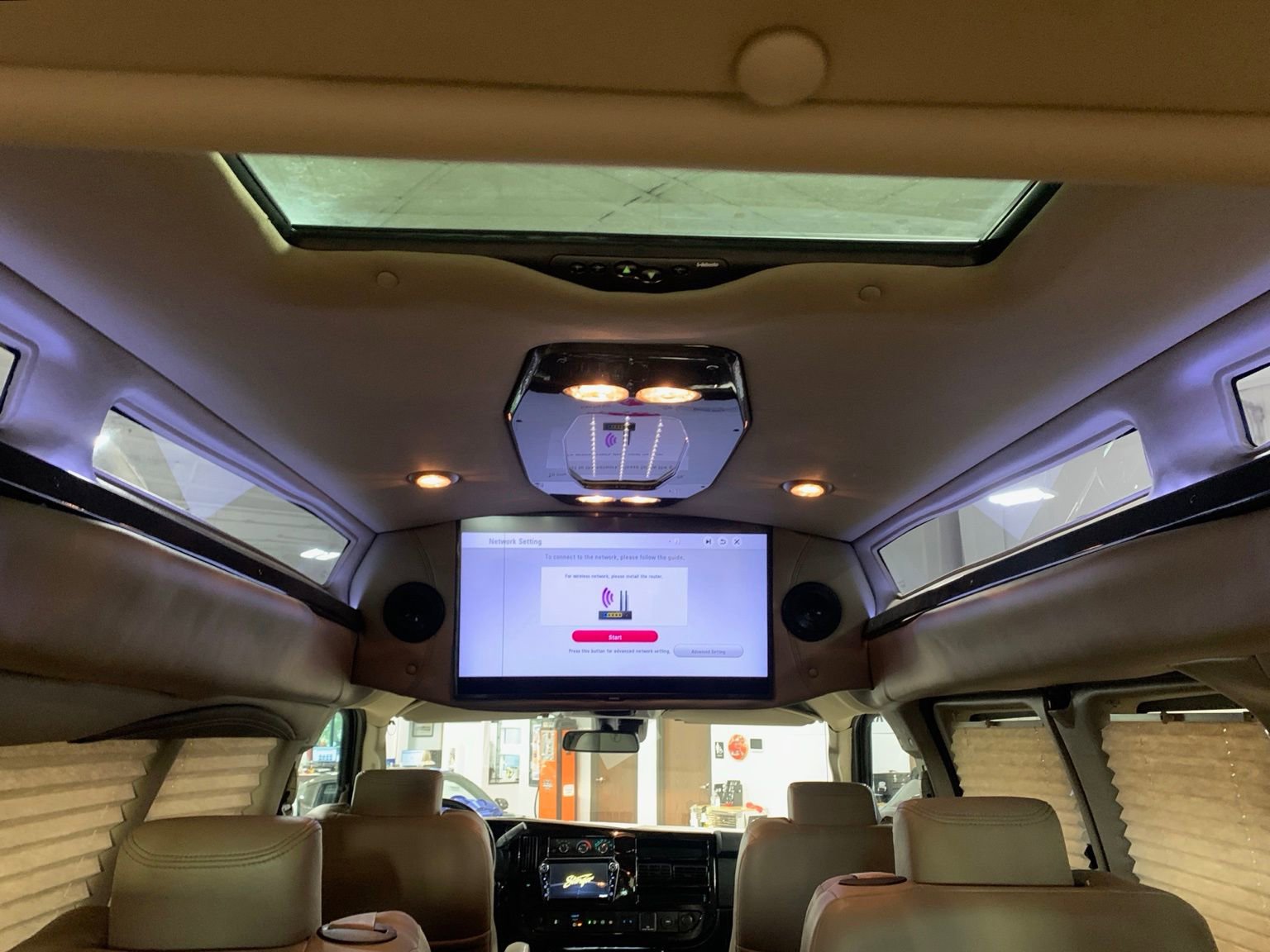 Used 2021 Chevrolet Express 2500 LS w/ Enhanced Convenience Package image 37