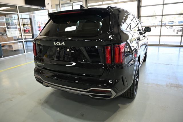 Used 2023 Kia Sorento SX image 5