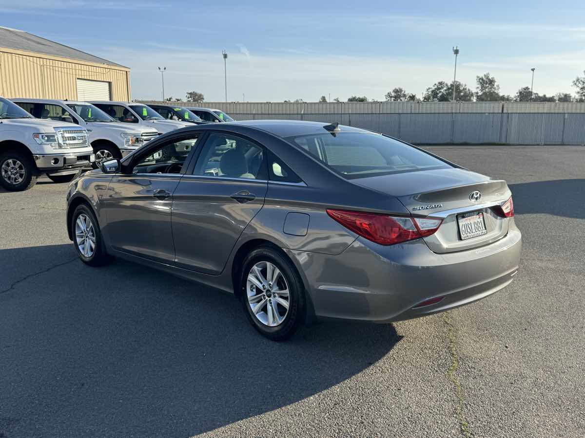 Used 2012 Hyundai Sonata GLS w/ Popular Equipment Pkg image 8