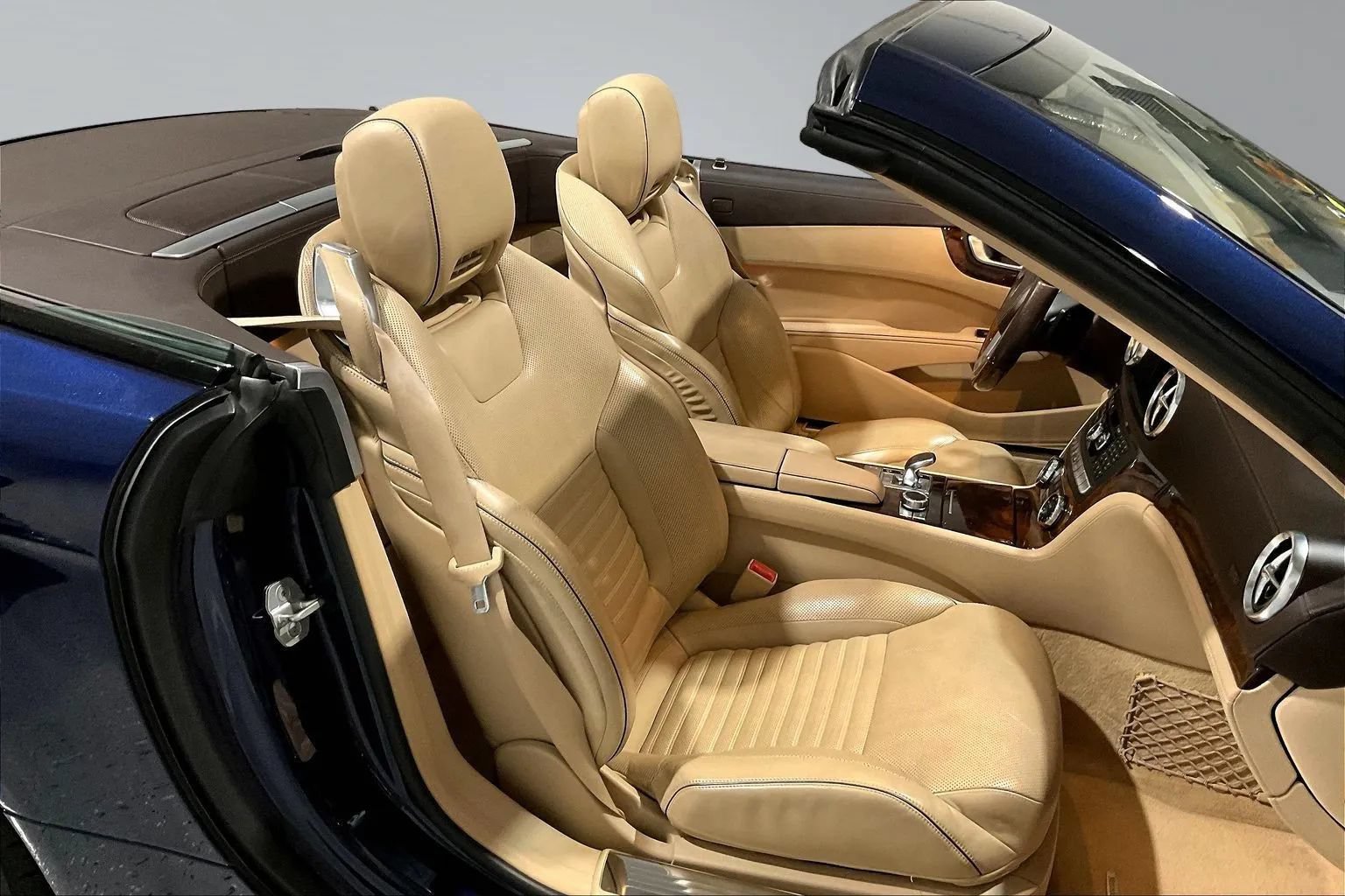 Used 2013 Mercedes-Benz SL 550 w/ Premium Pkg image 29