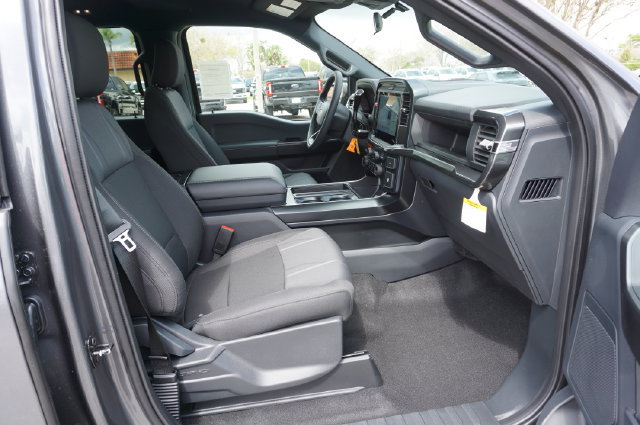 New 2026 Ford F150 STX w/ Equipment Group 200A RWD image 3