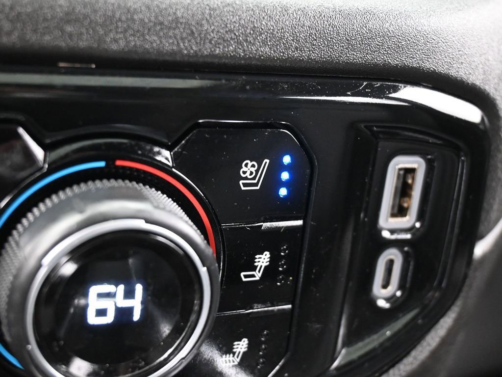 Used 2024 Chevrolet Silverado 1500 LTZ w/ LTZ Convenience Package II image 25