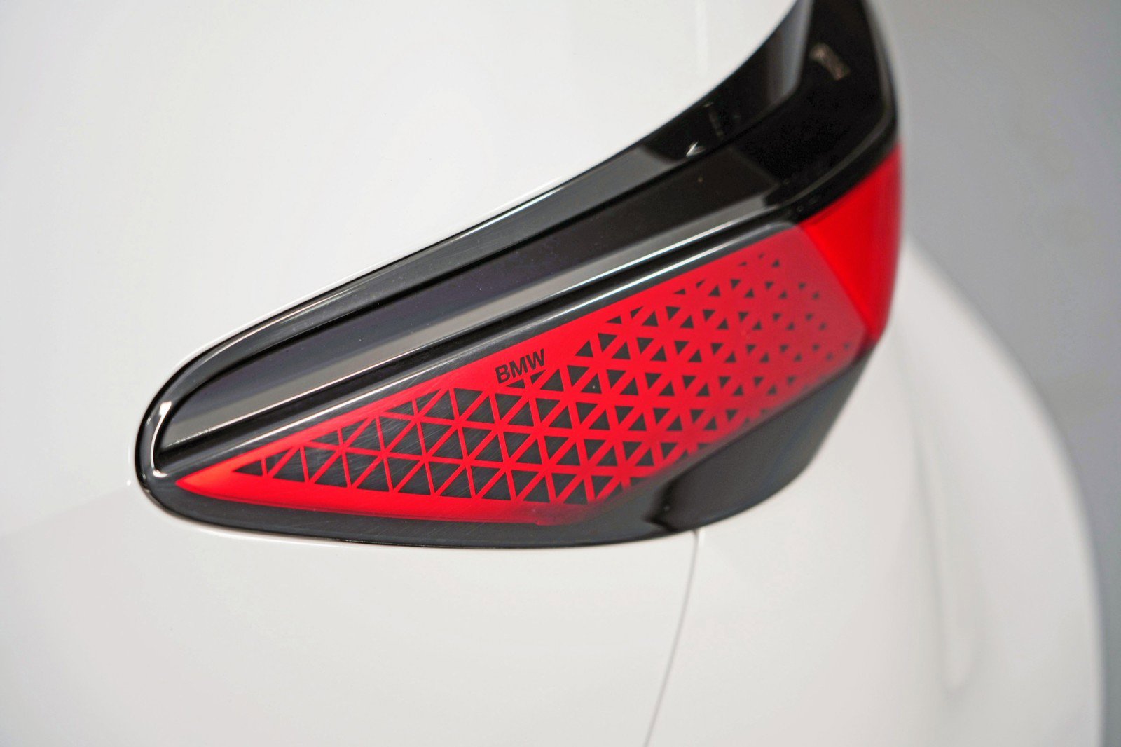 Used 2023 BMW i7 xDrive60 w/ Executive Package 2 image 72