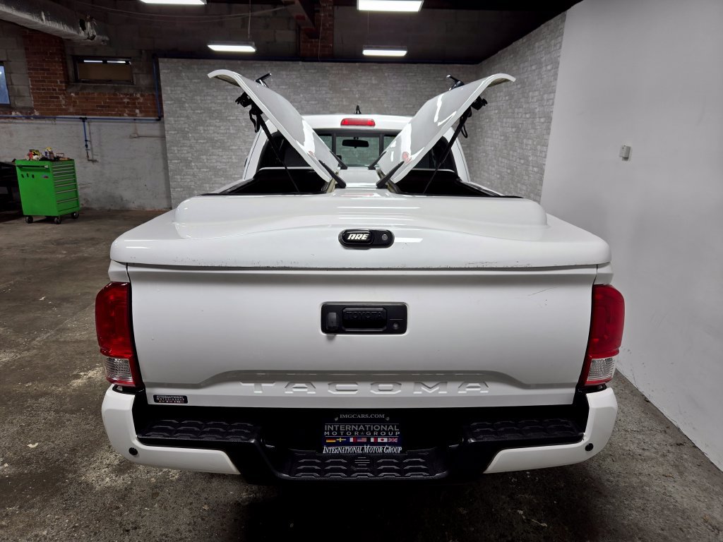 Used 2017 Toyota Tacoma SR RWD image 37