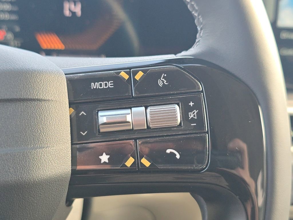 New 2026 Kia Sorento S image 8