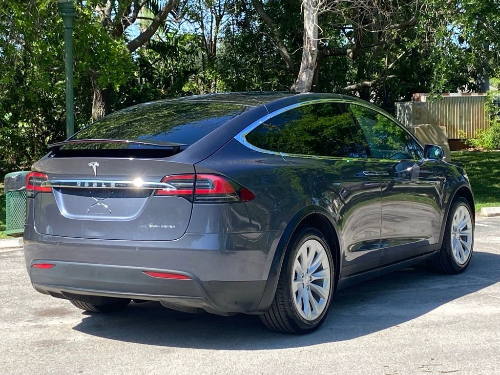 Used 2020 Tesla Model X Long Range AWD/4WD image 6
