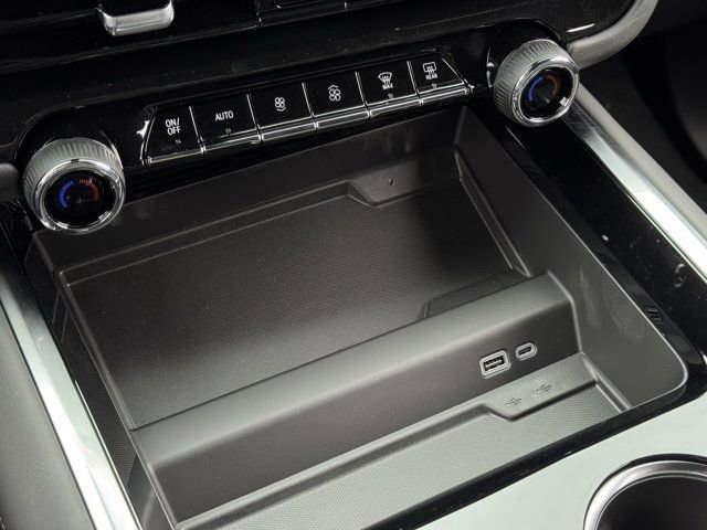 New 2026 Chevrolet Suburban LS RWD image 15