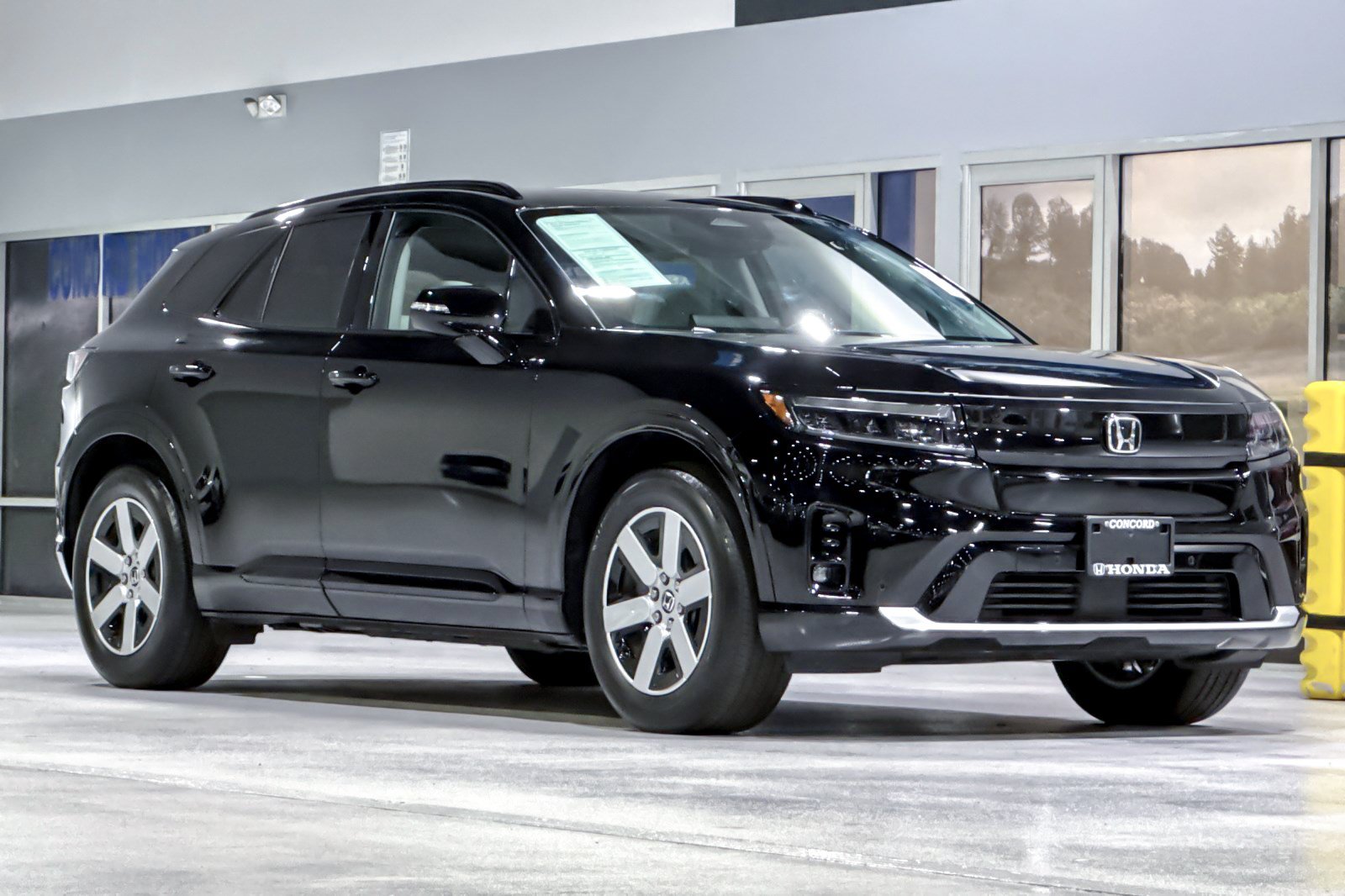 Used 2024 Honda Prologue Touring image 7