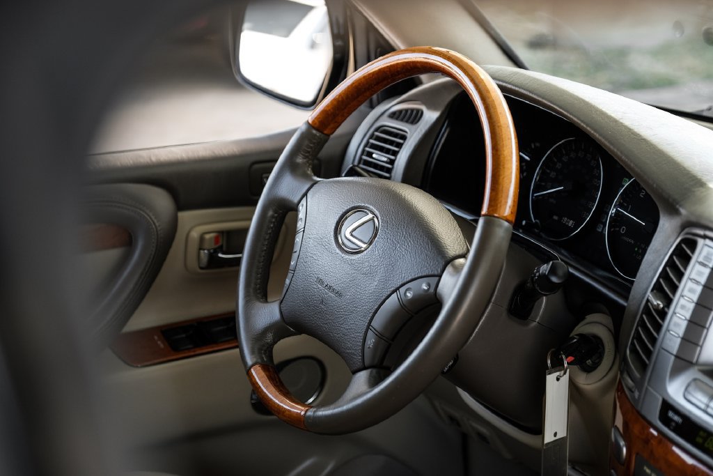Used 2005 Lexus LX 470 4WD image 13