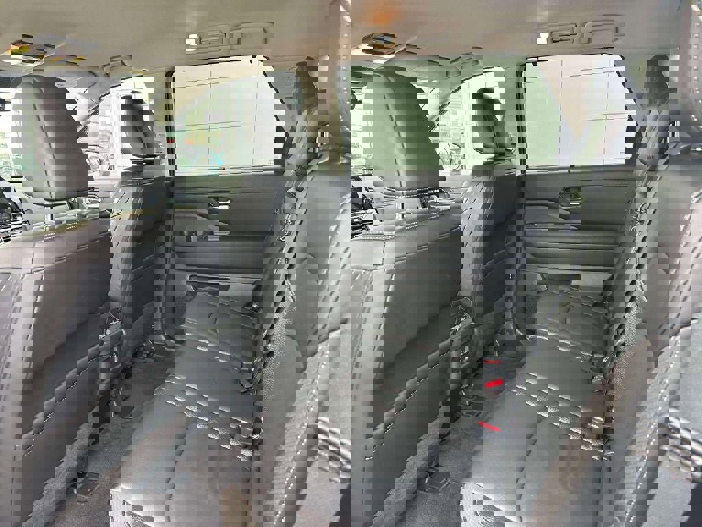 Certified 2024 Nissan Pathfinder SL w/ Lighting Package (N92) image 10