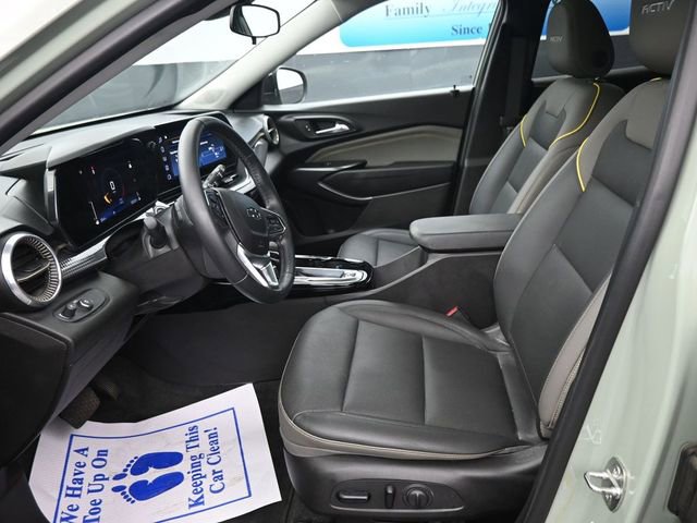 Used 2024 Chevrolet Trax ACTIV w/ Sunroof Package image 12