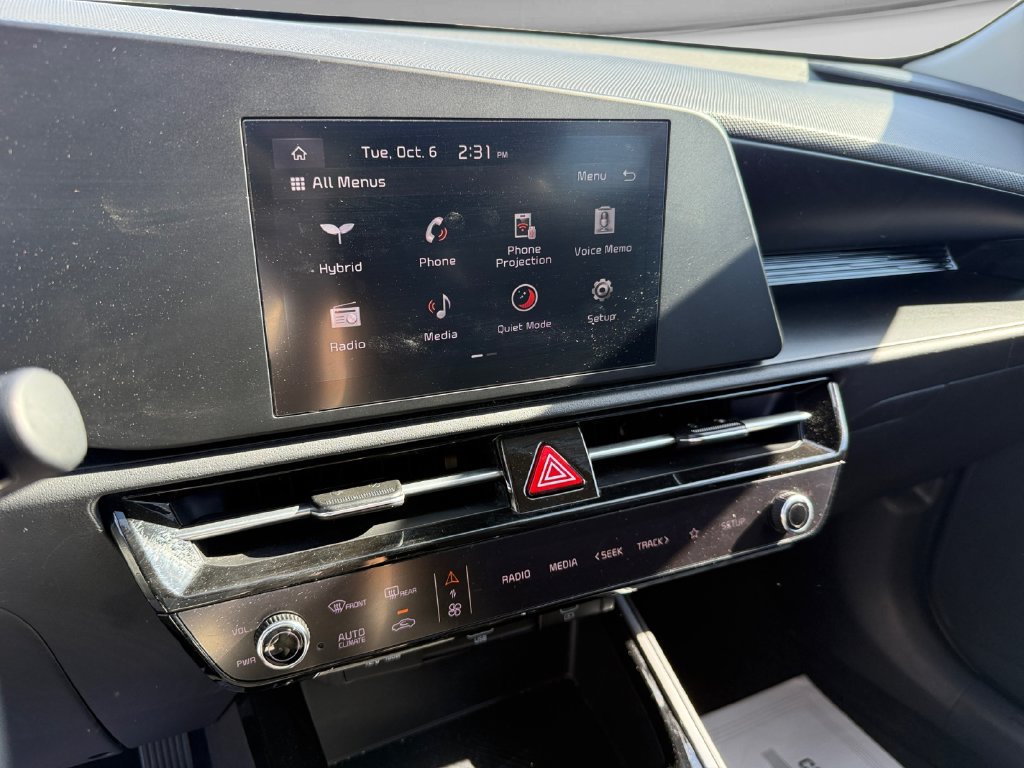 Used 2025 Kia Niro LX FWD image 24