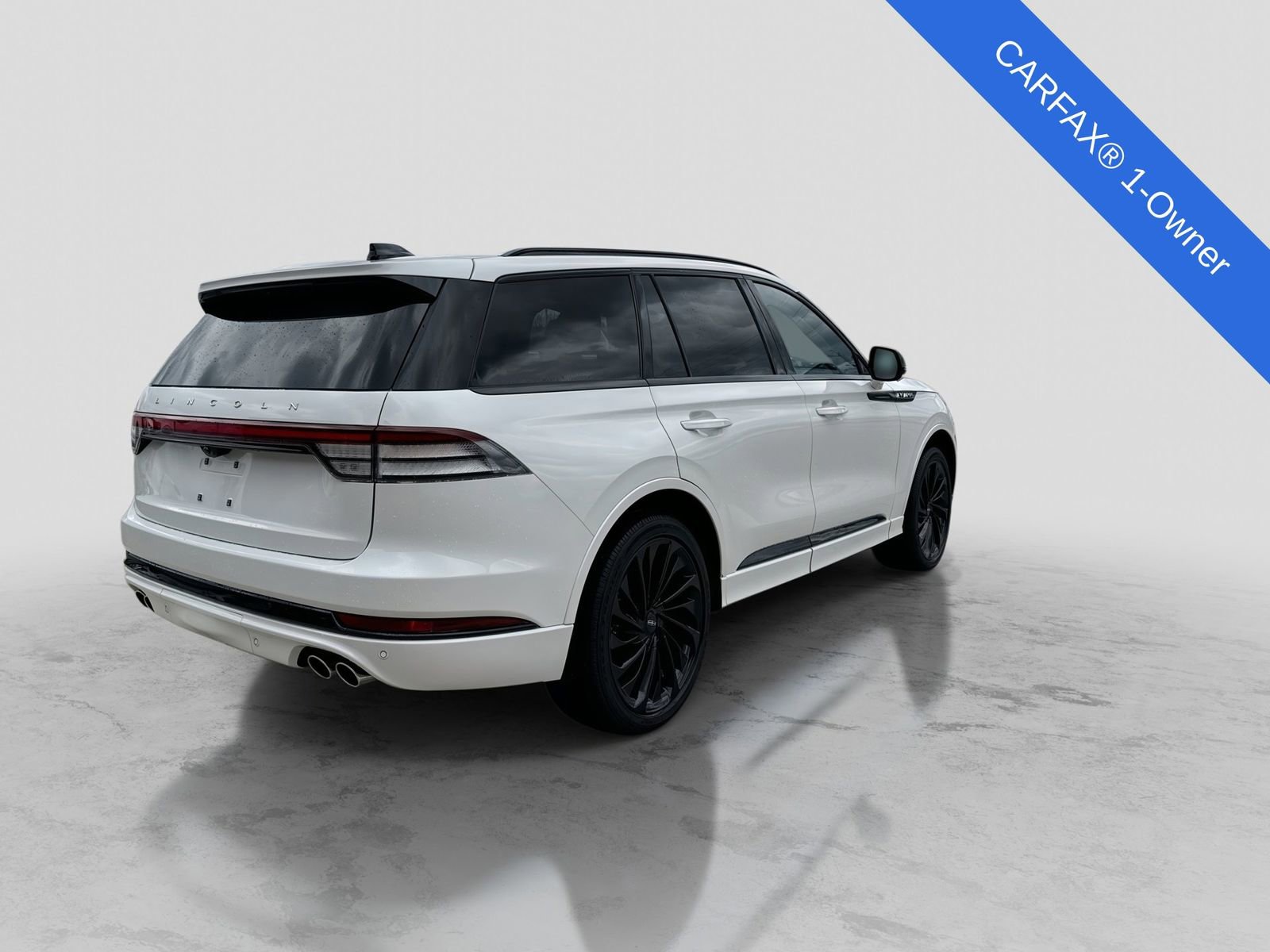 Used 2025 Lincoln Aviator Reserve w/ Jet Appearance Package AWD/4WD image 8
