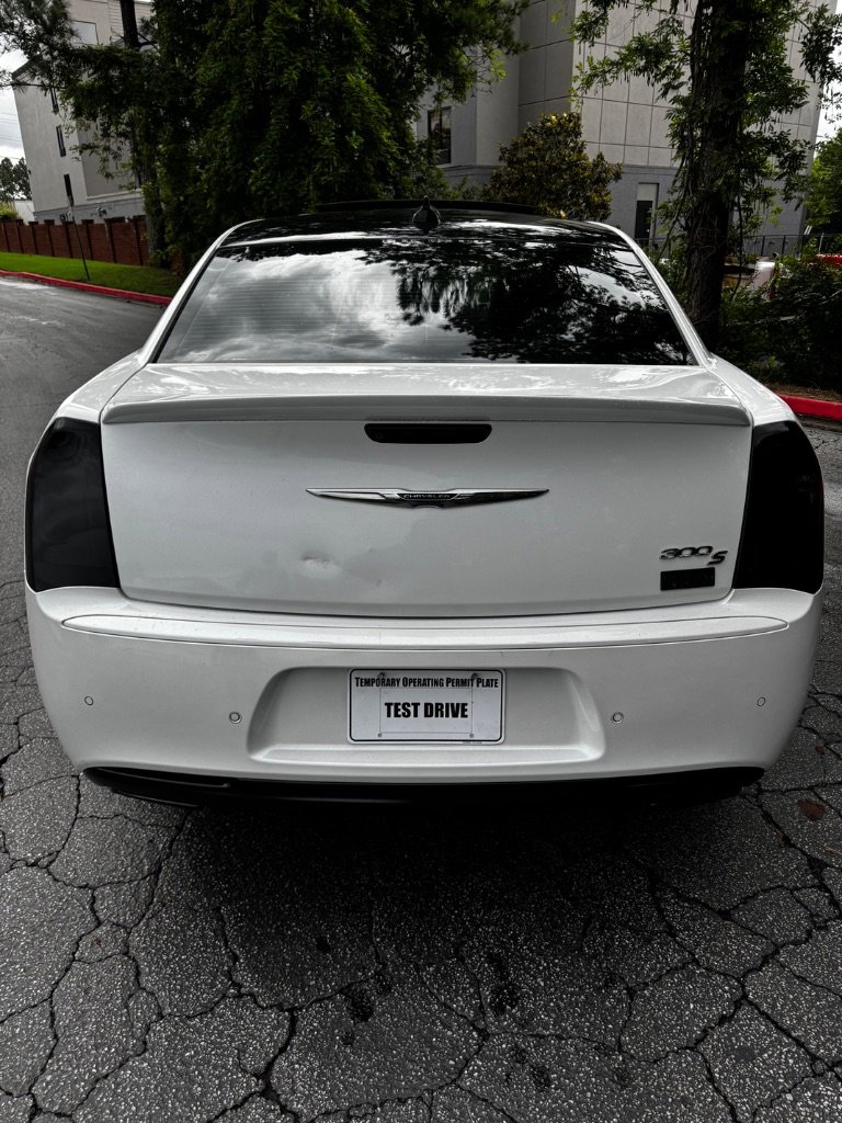 Used 2015 Chrysler 300 S w/ 300S Premium Group RWD image 8
