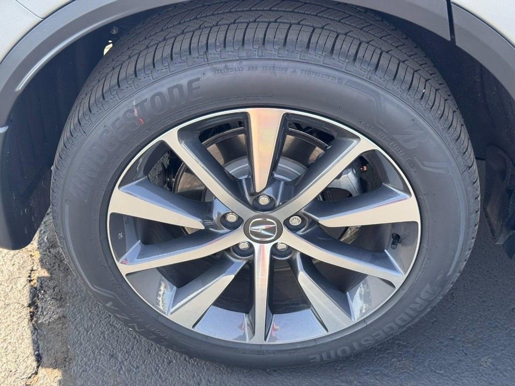 Certified 2026 Acura MDX w/ Technology Package image 9