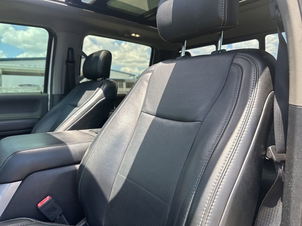 Used 2019 Ford F250 Lariat w/ Lariat Ultimate Package AWD/4WD image 6
