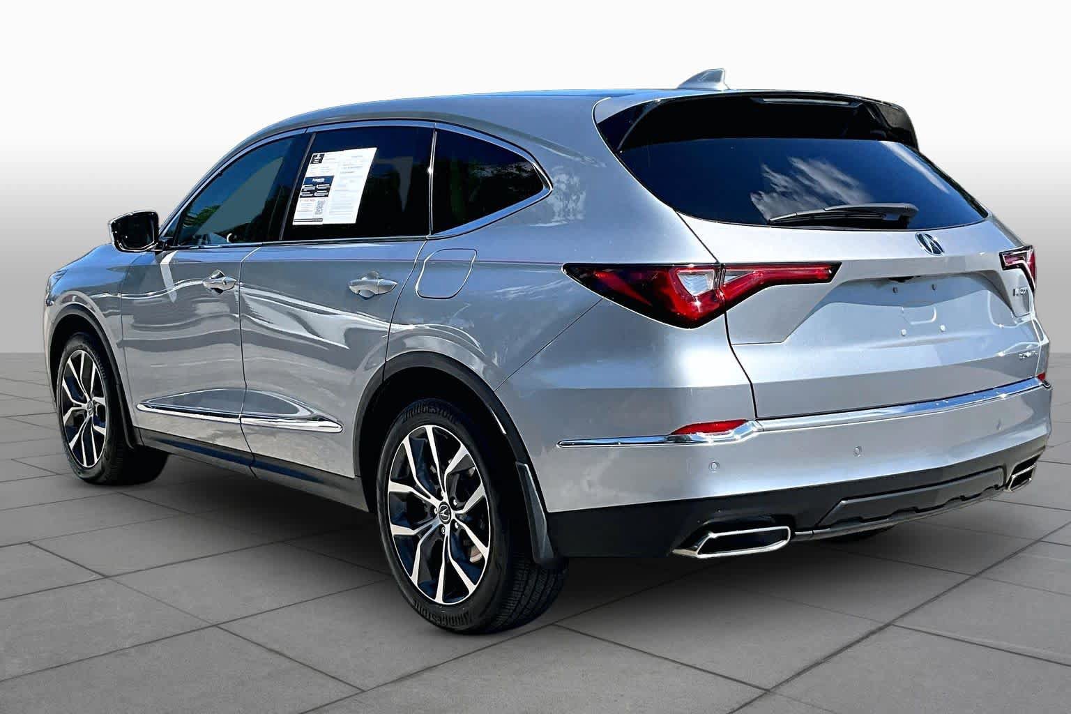 Used 2024 Acura MDX SH-AWD w/ Technology Package image 12