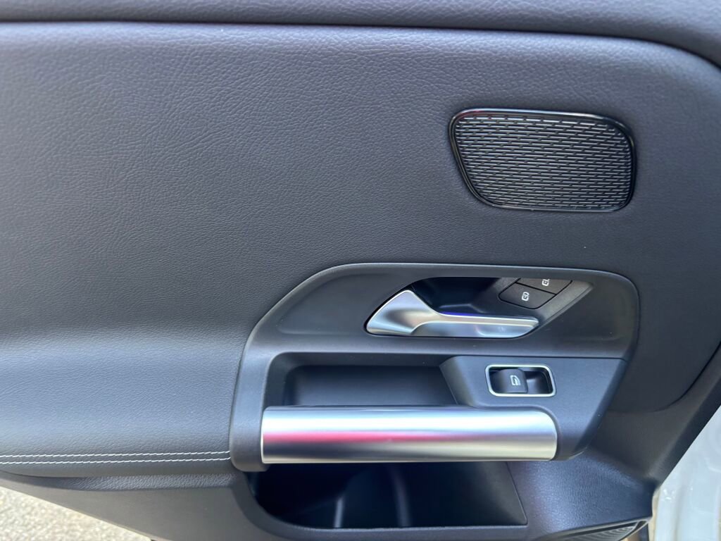 New 2026 Mercedes-Benz GLA 250 4MATIC image 12