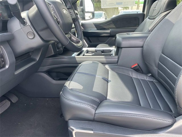 New 2026 Ford F250 Platinum image 16