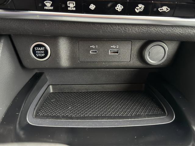 Used 2023 Nissan Rogue SV image 26