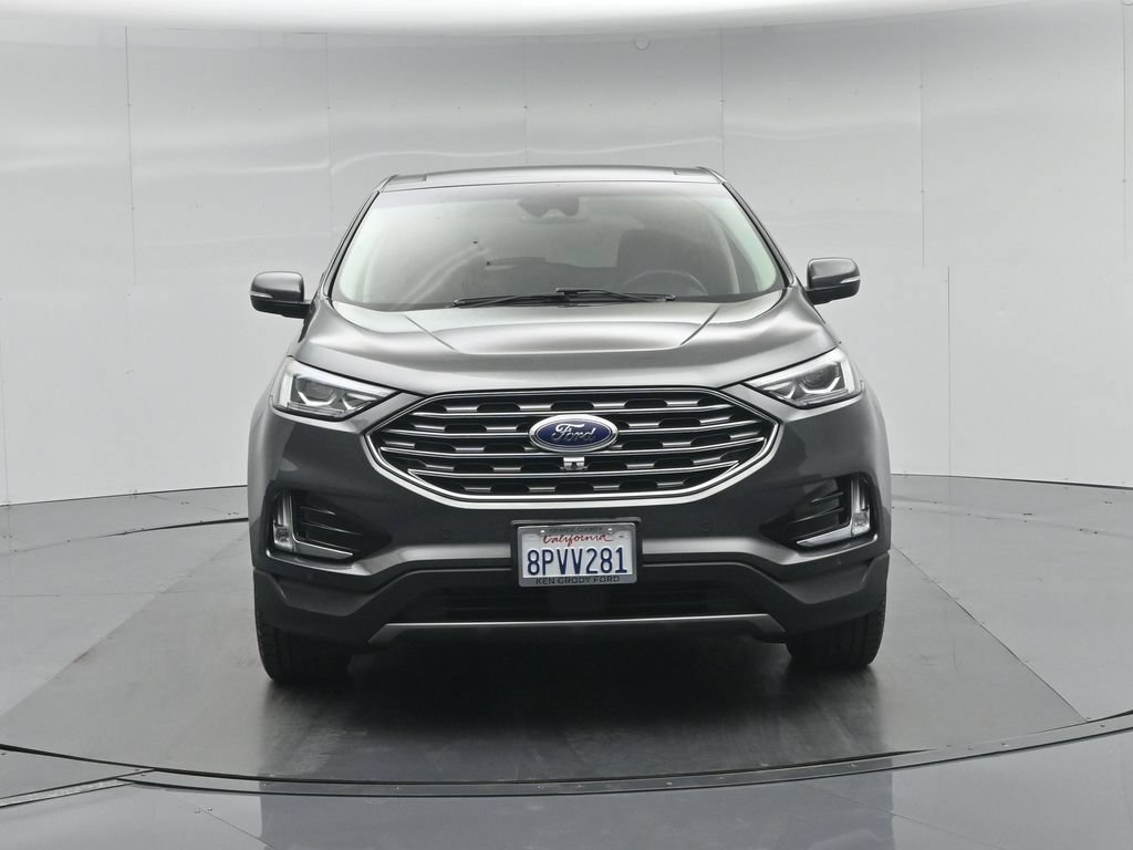 Used 2020 Ford Edge Titanium w/ Equipment Group 301A AWD/4WD image 26