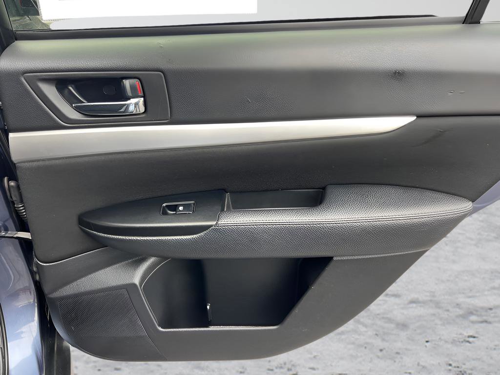 Used 2014 Subaru Outback 2.5i Premium image 24