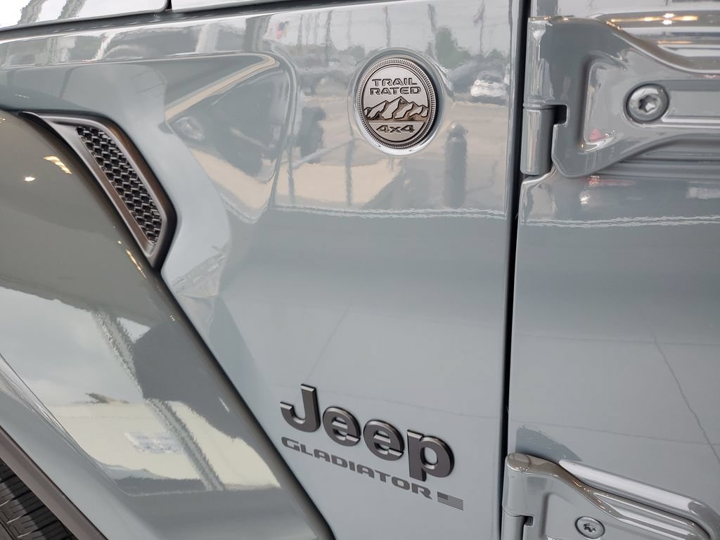 New 2026 Jeep Gladiator Sport AWD/4WD image 28
