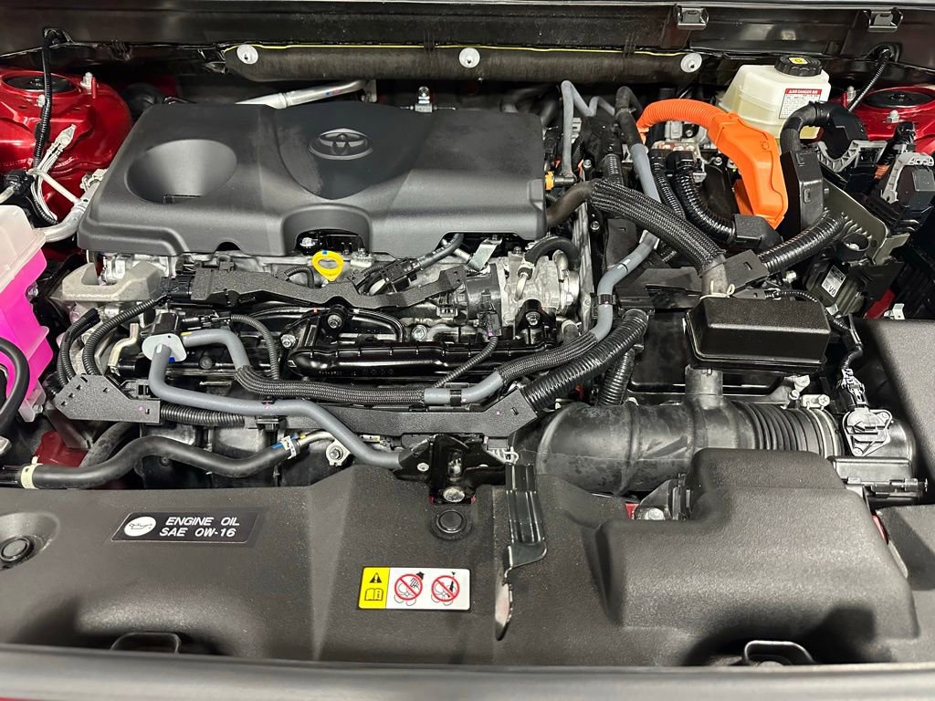 Used 2025 Toyota RAV4 XLE AWD/4WD image 67