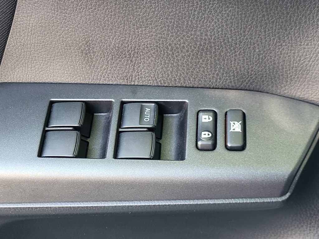 Used 2018 Toyota RAV4 LE w/ All Weather Liner Package AWD/4WD image 11
