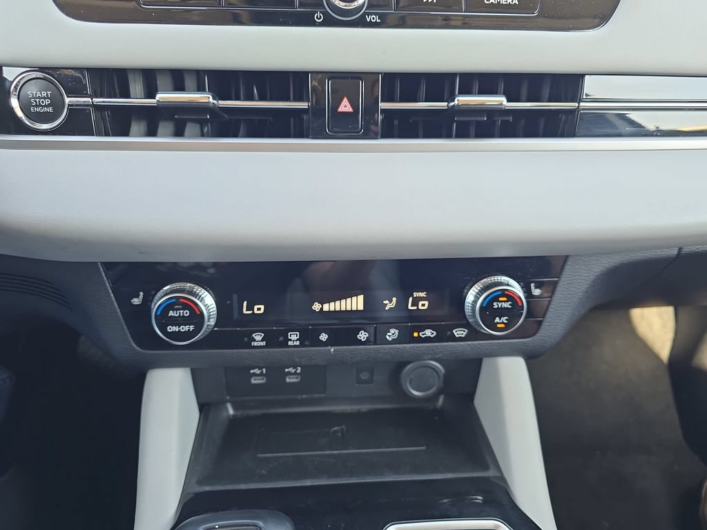 Used 2025 Mitsubishi Outlander SE AWD/4WD image 25