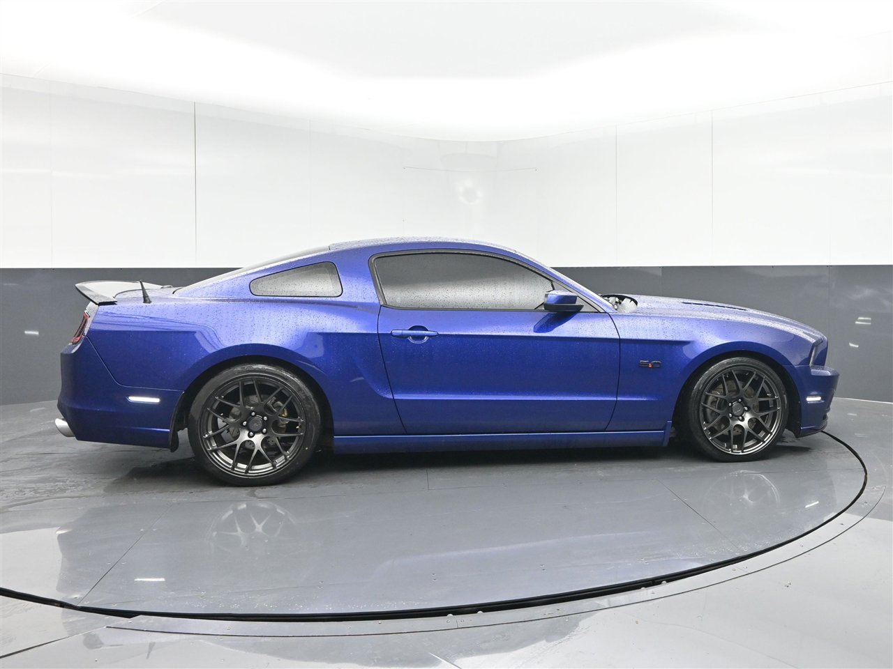 Used 2014 Ford Mustang GT Premium image 40