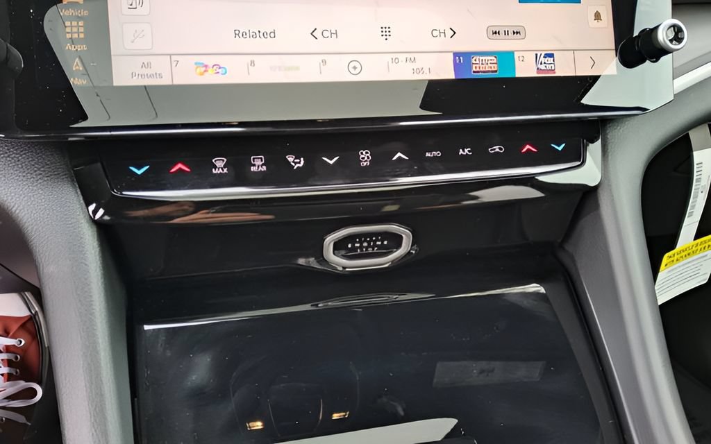 New 2026 Jeep Grand Cherokee Limited AWD/4WD image 14