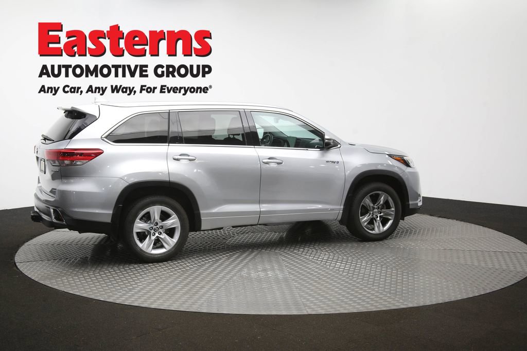 Used 2019 Toyota Highlander Limited w/ Carpet Mat Package (TMS) AWD/4WD image 49