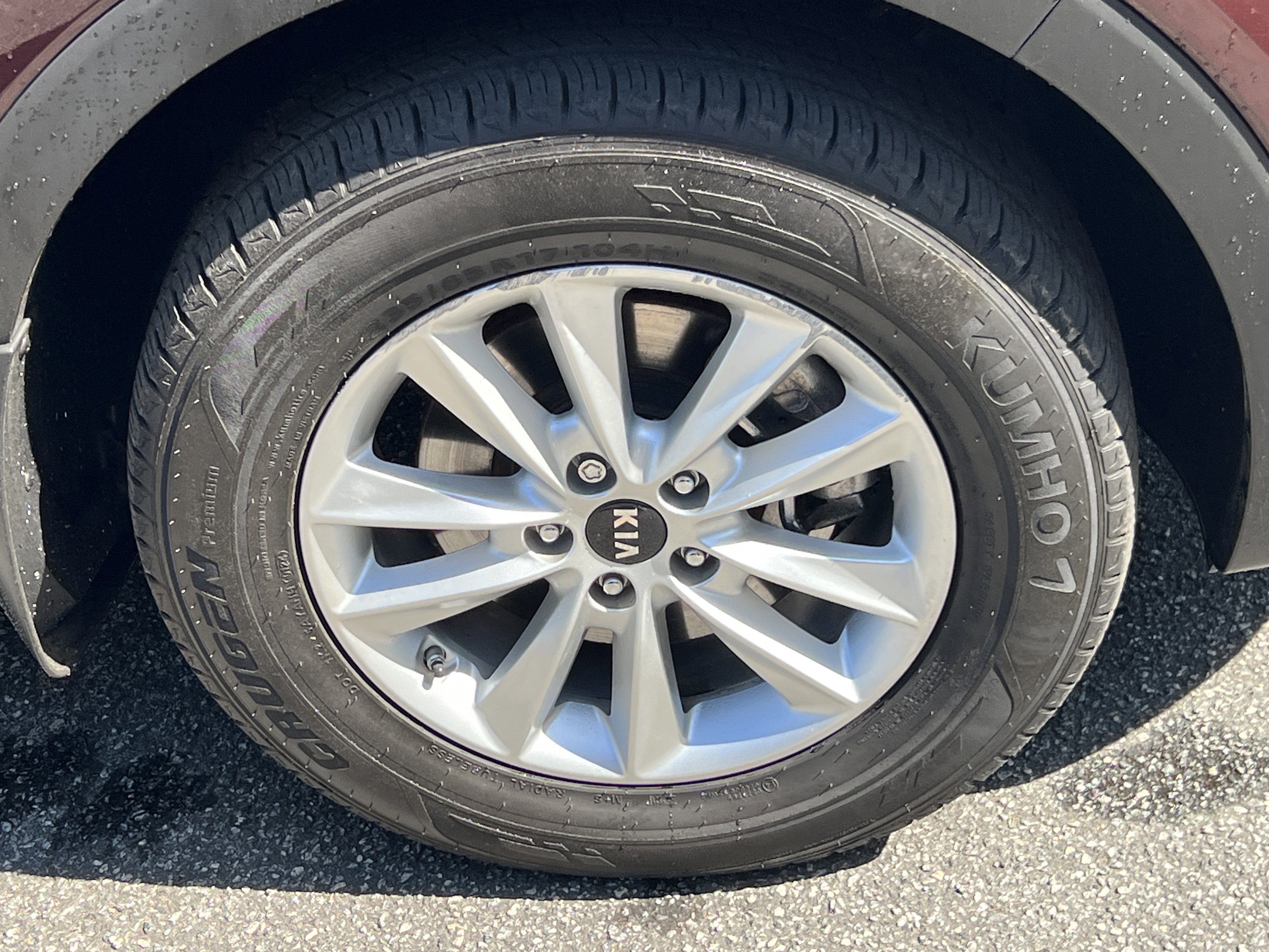 Used 2019 Kia Sorento FWD image 12