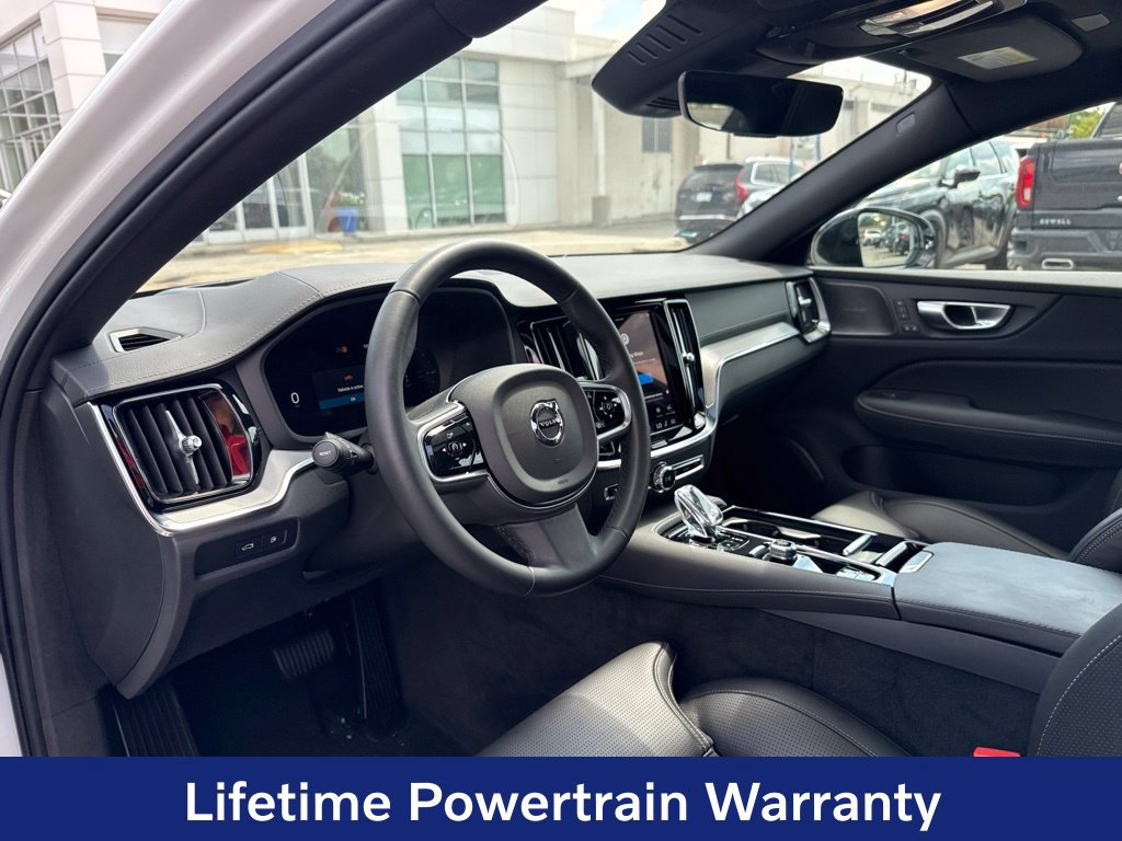 Certified 2025 Volvo S60 T8 Ultra AWD/4WD image 25