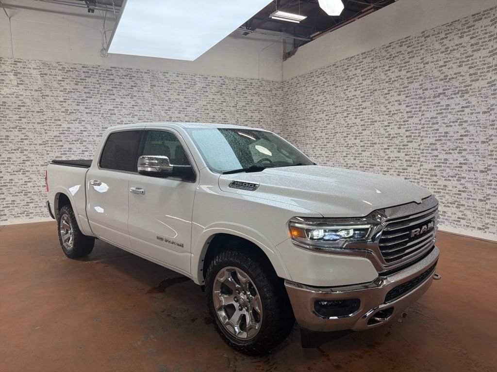 Used 2022 RAM 1500 Limited AWD/4WD image 1