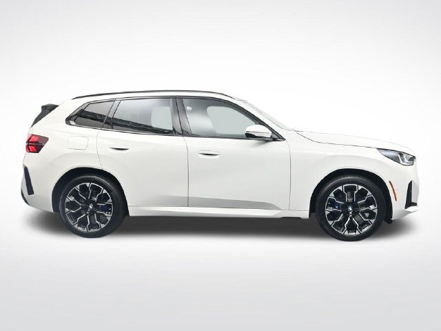 New 2026 BMW X3 xDrive30i w/ Premium Package AWD/4WD image 3