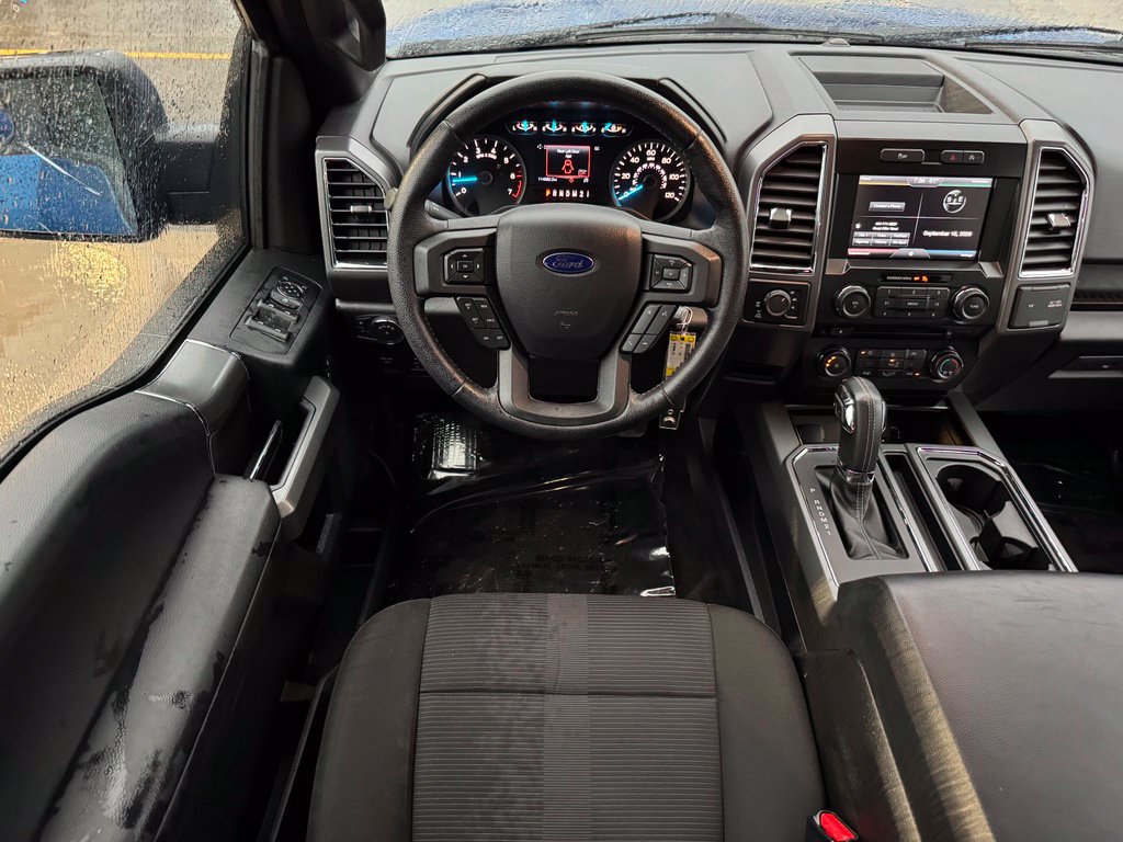 Used 2015 Ford F150 XLT w/ Equipment Group 302A Luxury AWD/4WD image 11