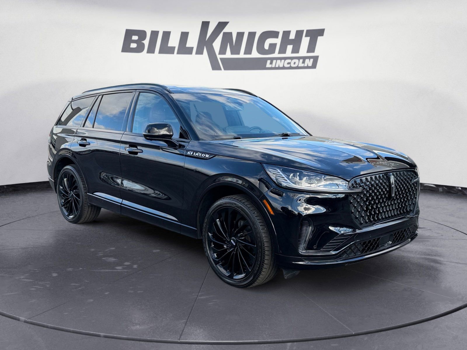 Used 2025 Lincoln Aviator Reserve w/ Equipment Group 201A image 7