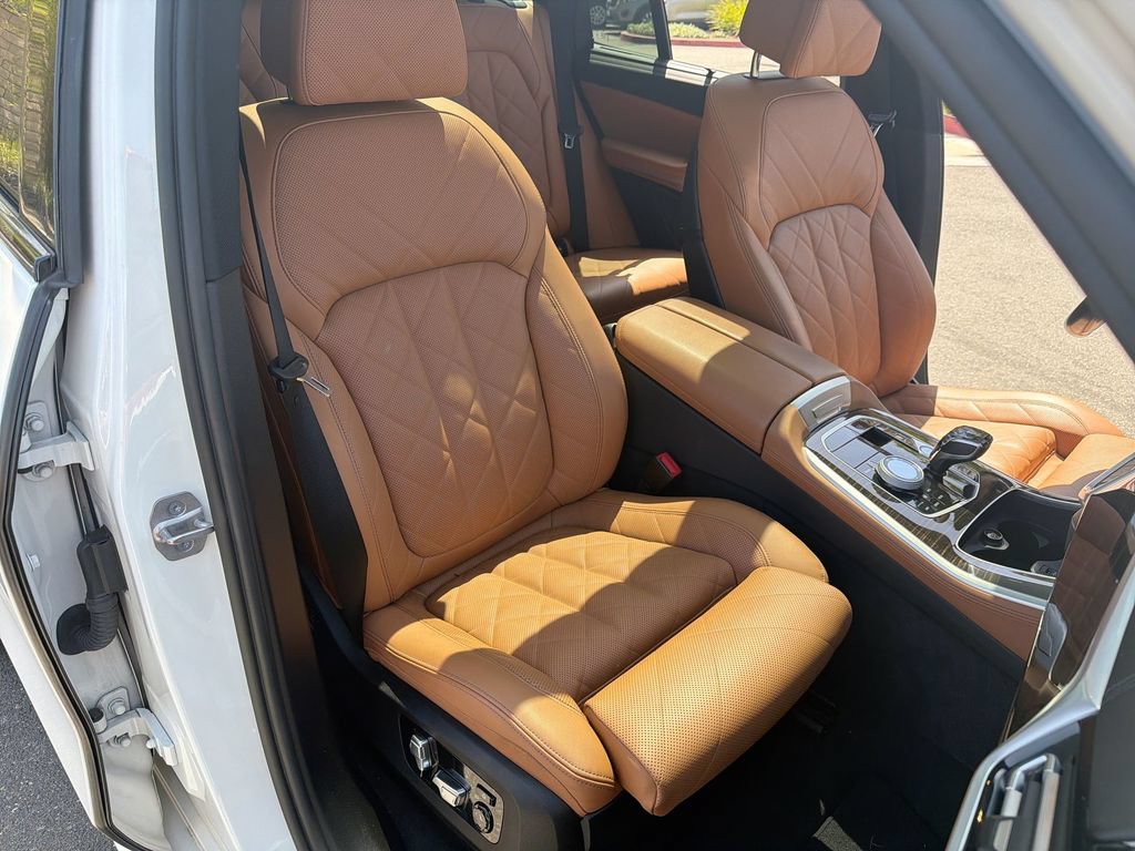 Used 2023 BMW X5 M50i w/ Executive Package AWD/4WD image 26