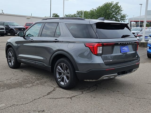 Certified 2026 Ford Explorer Active w/ Active Comfort Package AWD/4WD image 3