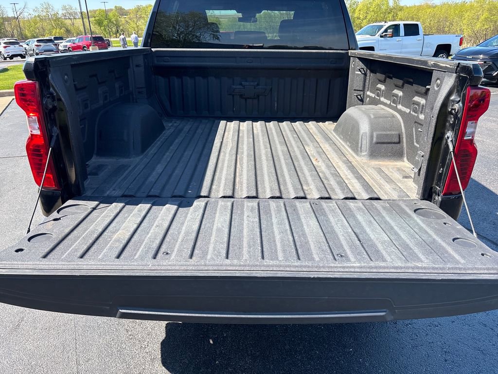 Certified 2022 Chevrolet Silverado 1500 LT AWD/4WD image 30