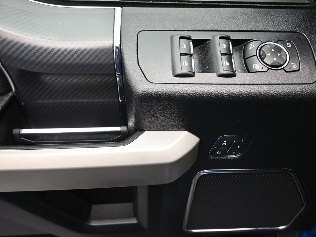 Used 2018 Ford F150 Lariat w/ Equipment Group 502A Luxury image 11