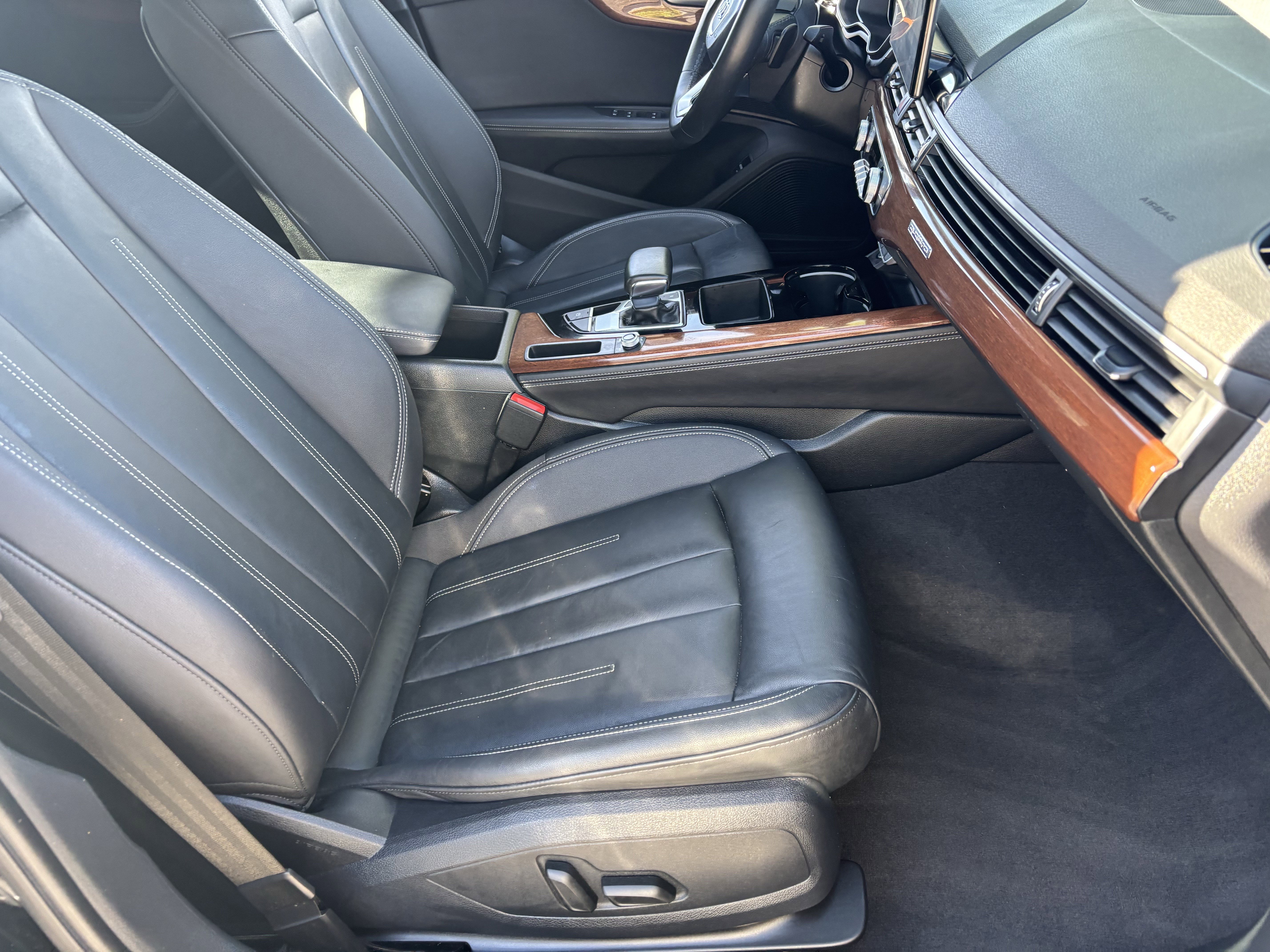 Used 2022 Audi A4 2.0T Premium Plus w/ Premium Plus Package image 10