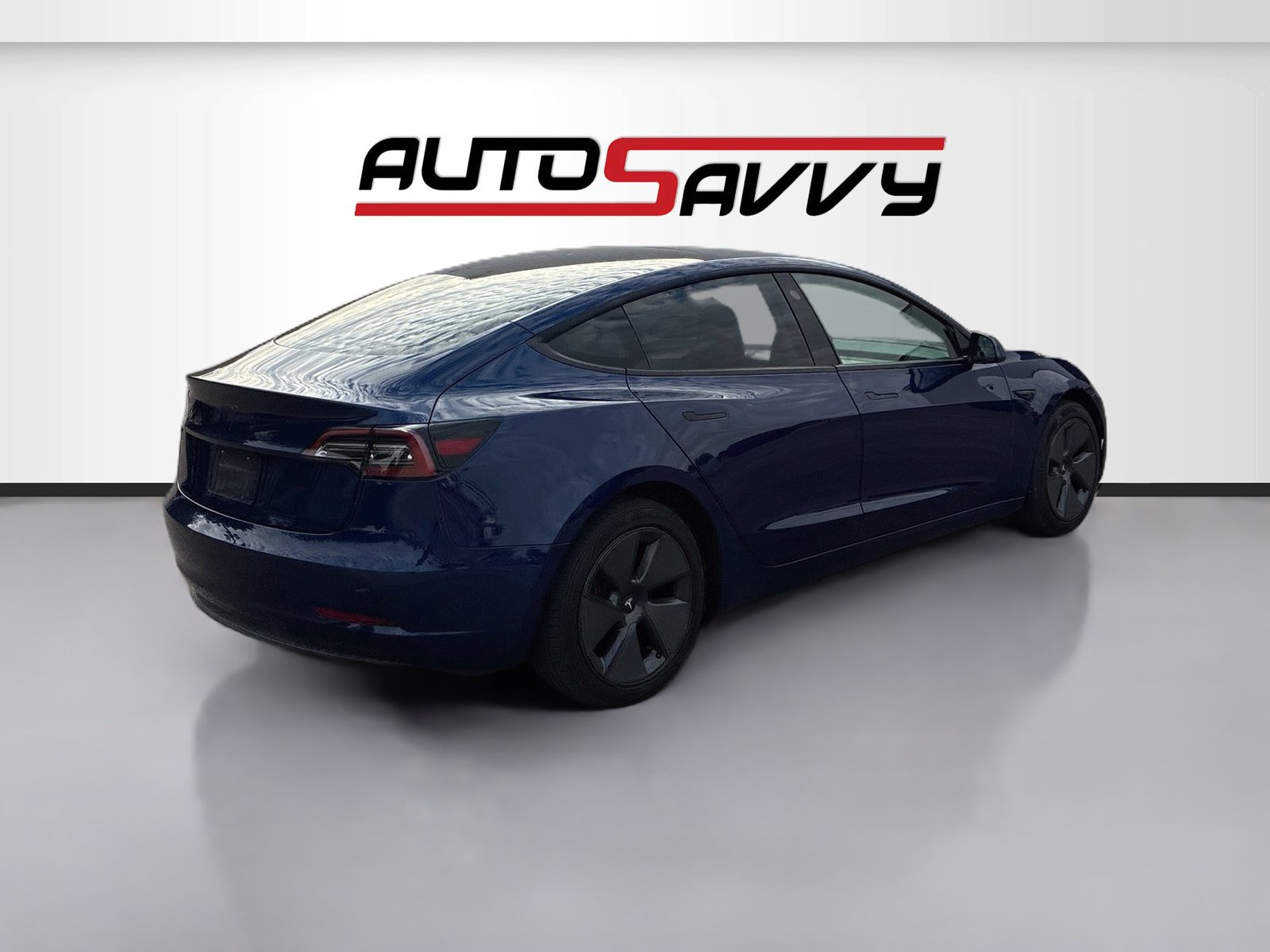 Used 2023 Tesla Model 3 Standard Range RWD image 7